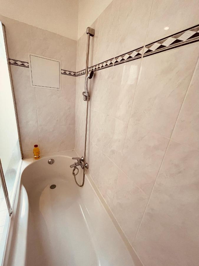 Nice Renting - Paganini - Spacious Apartment - 2 Bedrooms - King Bed - Bathtub - Heart Of Ницца Экстерьер фото